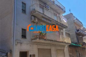 Partanna/Via Timeo - 4 Vani + terrazzo.