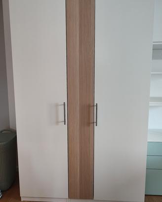 armadio/ guardaroba 