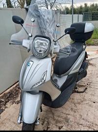 Beverly 300 S