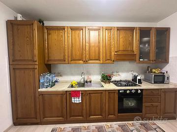 Cucina colore marrone