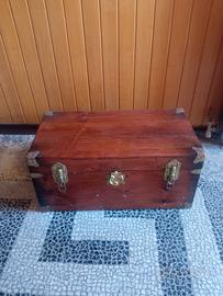 baule in legno vintage.