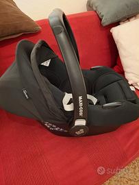 ovetto con isofix  omologati 