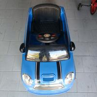 Macchinina con telecomando 