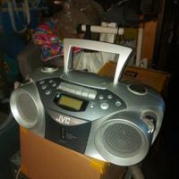 radio cd mp3 nastro stereo portatile 30€