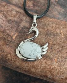 Ciondolo Cigno in howlite