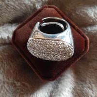 Splendido anello vintage, argento e zirconi