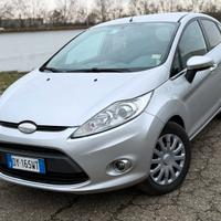 Ford Fiesta 1.4 5 porte GPL Titanium