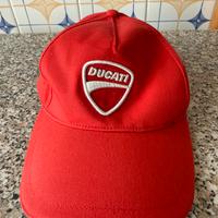 Cappello con visiera Ducati