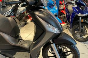 Piaggio Medley 125 S sport