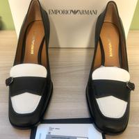Scarpe in pelle nera e bianca donna