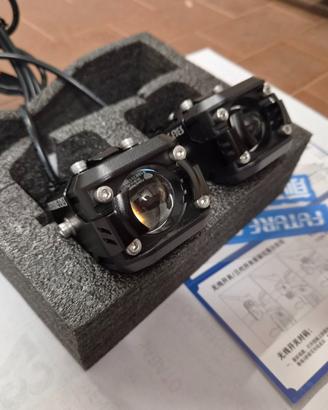 kit fari LED ausiliari moto