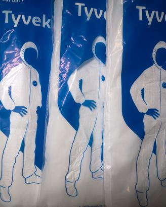 4 Tute protettive DuPont Tyvek 500 – Nuove, sigill
