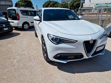 Alfa Romeo Stelvio 2.2 Turbodiesel 210 CV AT8 Q4 S