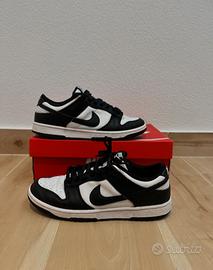 Nike low retro black and white