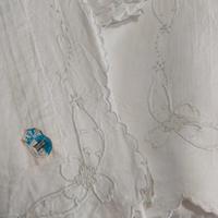 Lenzuolo matrimoniale misto lino ricamato a mano