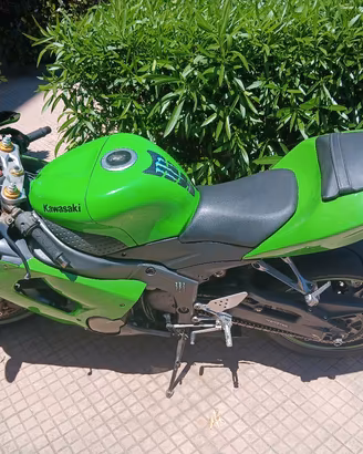 Kawasaki Ninjia Zx-6r 636cc 2005 63000 km No depo