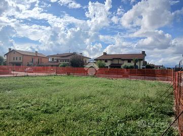 TER. RESIDENZIALE A CERVARESE SANTA CROCE