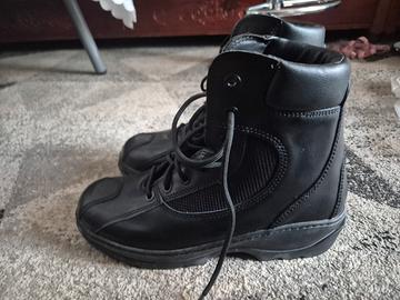 scarpe/pattini da uomo