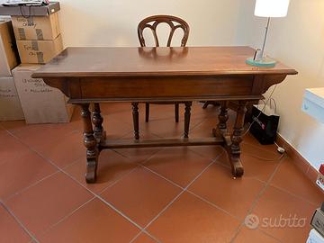 scrivania in legno ciliegio
