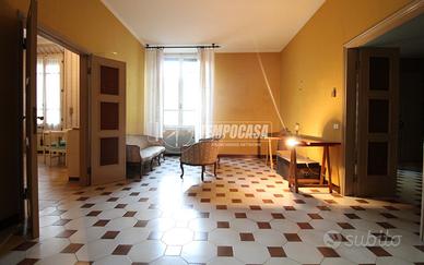 Appartamento in contesto signorile di 270mq