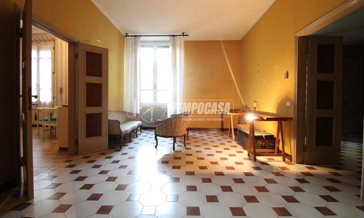 Appartamento in contesto signorile di 270mq