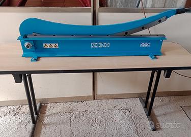 Cesoia a ghigliottina trancia lamiere manuale 