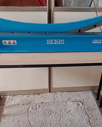 Cesoia a ghigliottina trancia lamiere manuale 
