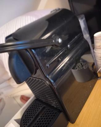 Nespresso con cassetto per capsule