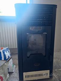 stufa a pellet sideros Quadra 8