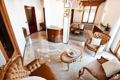 VILLA SINGOLA A COLORNO