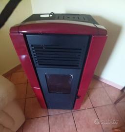 Stufa a Pellet EVA  9000btu+ 22 sacchi di pellet 