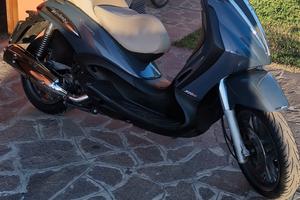 piaggio beverly 500 cruiser 