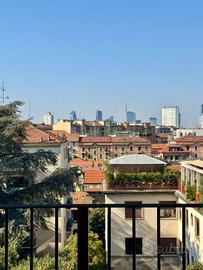 Appartamento di 100 m² con 3 locali a Milano