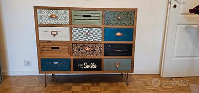 Cassettiera e comodini Tomasucci