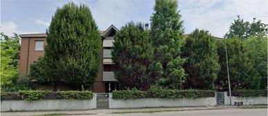 Appartamento di 107 m² con 5 locali e box auto a S