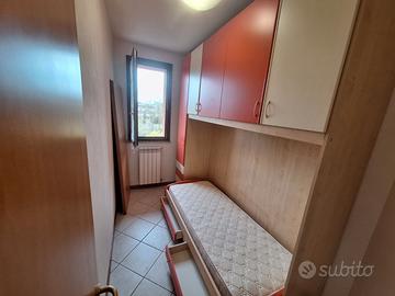 Letto per bambini con cassetti sotto e materasso i