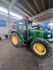 John Deere 5090 M