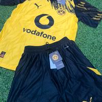 Kit calcio borussia dortumund 2026