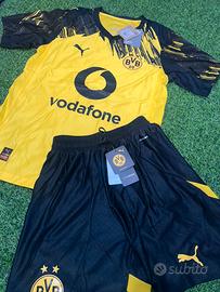 Kit calcio borussia dortumund 2026