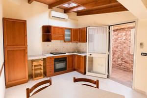 Piccola casa indipendente pronta da abitare