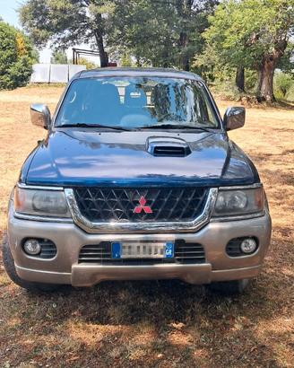 Mitsubishi Pajero Sport GLS
