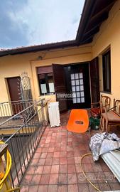 TRE LOCALI IN CENTRO SENZA SPESE