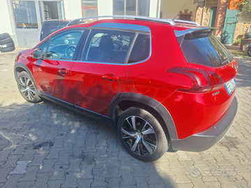 Peugeot 2008 120 cv allure