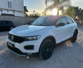 VW T-ROC 2.0 150CV R-LINE 4MOTION STUPENDA