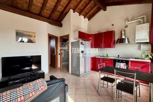 LUMINOSO BILOCALE INDIPENDENTE