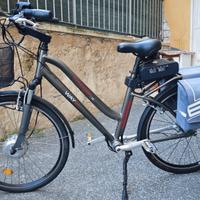 bicicletta a pedalata assistita 