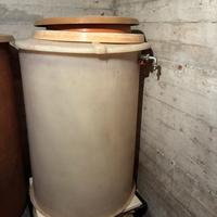 Botte plastica per vino 400lt