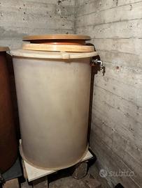 Botte plastica per vino 400lt