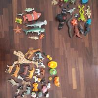 Animali in plastica dura