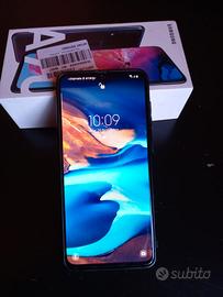 SAMSUNG GALAXY A70 ( 128gb) 